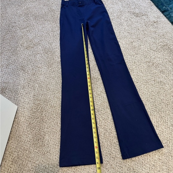 Yogipace XS Tall Navy Sporty Flare Yoga Pants – Pull-On, Stretchy, Back Pockets - Picture 8 of 10